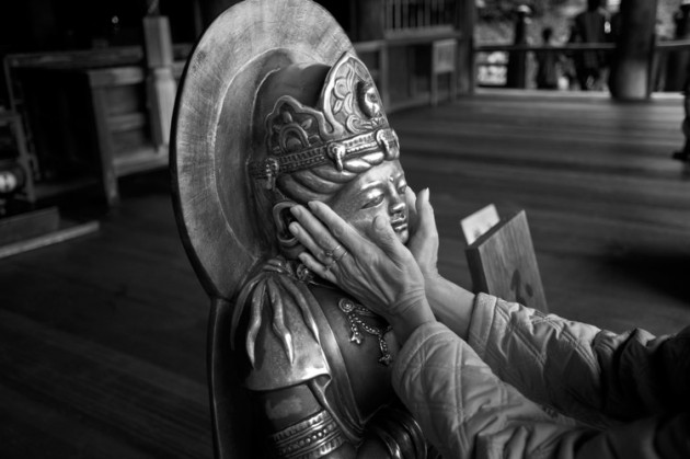 handsbuddha