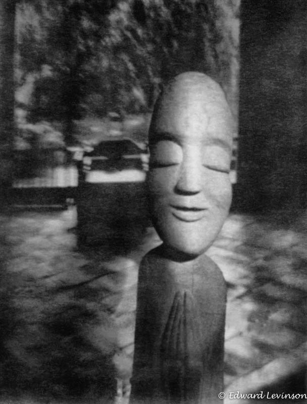 Edward_Levinson_smile-with-light_web