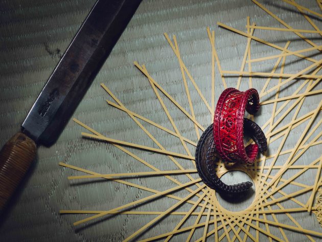 Chiemi Ogura bamboo craftswoman Kyoto photo by Irwin Wong cuff