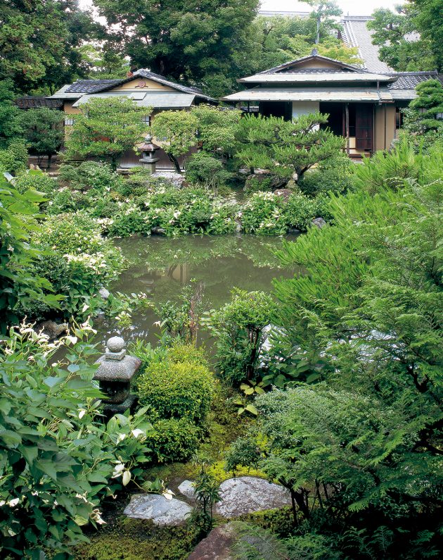 Garden at Ryosokuin Temple
